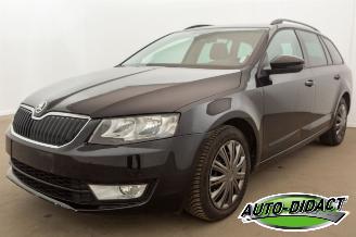 Damaged car Skoda Octavia 1.4 TSI 112.675 km Navi Clima Ambition 2015/3