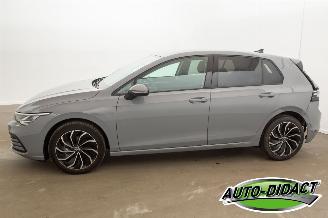 Volkswagen Golf 1.0 TSI Life 44.389 km NAP Digi Dash Clima Navi picture 42