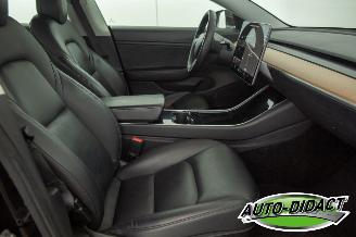 Tesla Model 3 Long Range Dual AWD Pano picture 15