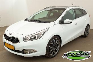Auto incidentate Kia Cee d 1.6 GDI Clima Navi Camera 2015/5