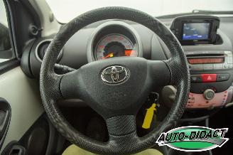 Toyota Aygo 1.0-12V Airco 96.117 km NAP Comfort Navigator picture 5