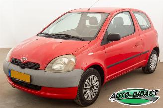 Coche accidentado Toyota Yaris 1.0-16V VVT-i Terra 1999/6