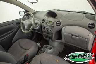 Toyota Yaris 1.0-16V VVT-i Terra picture 13