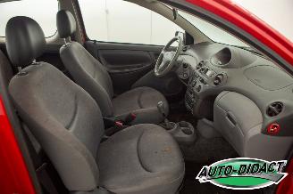 Toyota Yaris 1.0-16V VVT-i Terra picture 15