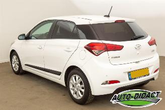 Hyundai I-20 1.0 T-GDI Go! 109.525 km NAP Airco Navi Camera picture 3