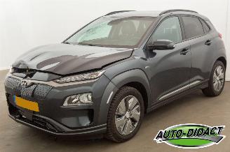 krockskadad bil auto Hyundai Kona EV Fashion 64 kWh 51.112 km NAP 2020/2