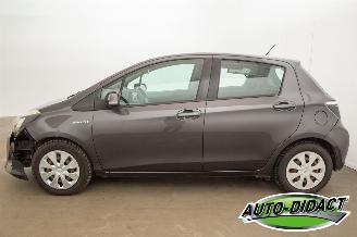 Toyota Yaris 1.5 Hybride Automaat Navi Camera Clima Comfort picture 37