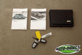 Audi A4 2.0 TDI Automaat Navi Leder Attraction picture 30