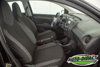 Toyota Aygo 1.0 VVT-i 109.047 km NAP Airco x-fun picture 16