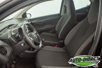 Toyota Aygo 1.0 VVT-i 109.047 km NAP Airco x-fun picture 22