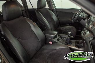 Toyota Rav-4 2.0 VVTi Clima Navi Executive Business picture 20