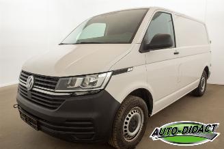 krockskadad bil bedrijf Volkswagen Transporter 2.0 TDI 66kw Motorschade 2019/12