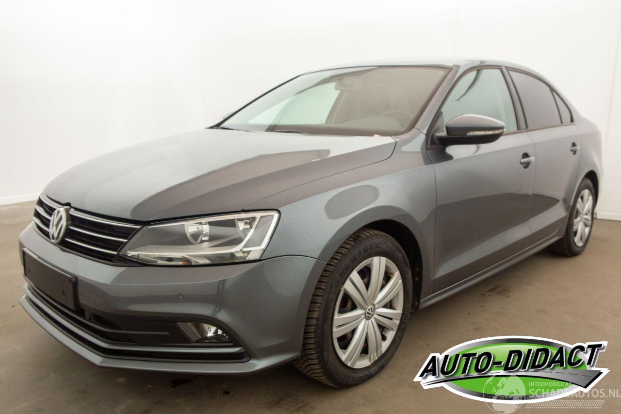 Volkswagen Jetta 1.2 TSI Airco Navi 100.241 km