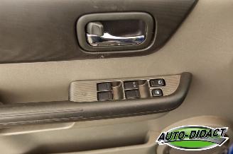 Nissan X-Trail 2.0 4X4 Clima Sport Plus picture 11