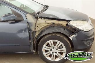 Opel Astra 1.6 Cosmo Navi Stoelverwarming Leder picture 34