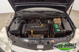 Opel Astra 1.6 Cosmo Navi Stoelverwarming Leder picture 39