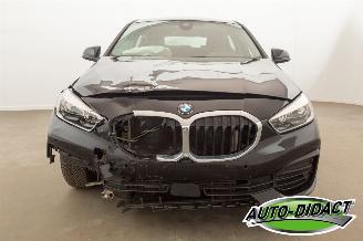 BMW 1-serie 116d 78.845 km Clima Navi Digi Dash picture 36