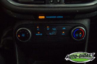 Ford Fiesta 1.1 Trend 62.297 km NAP Navi Airco picture 9