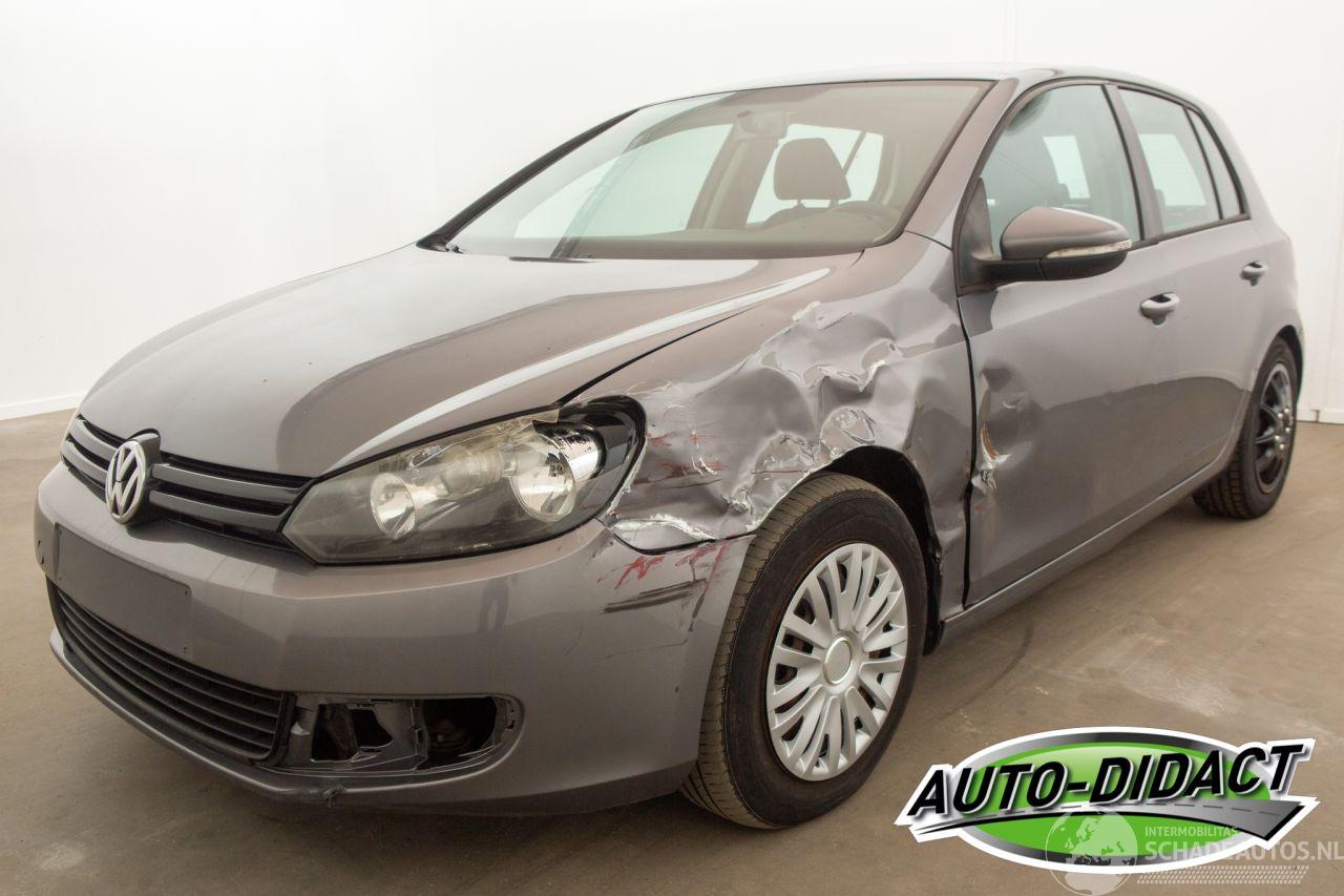 Volkswagen Golf 1.6 TDI BlueMotion Clima