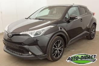 Schadeauto Toyota CH-R 1.2 Navi Clima Camera Leder 2017/3