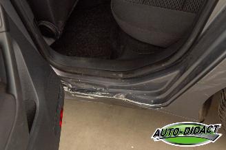 Volkswagen Golf 1.2 TSI 77kw Navi Clima Trendline picture 30