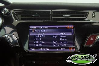 Citroën DS3 1.6 e-HDi Clima So Chic picture 8