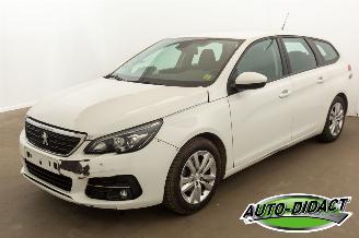 Voiture accidenté Peugeot 308 SW 1.5 HDI Automaat Clima Navi Active 2018/7