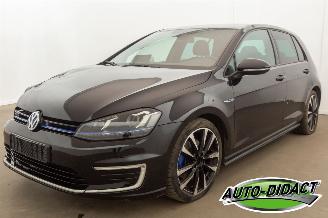 damaged passenger cars Volkswagen Golf 1.4 TSI GTE Automaat Clima Navi 2015/12