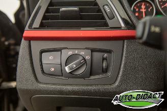 BMW 3-serie 318d Automaat Clima Navi Leder Executive picture 15