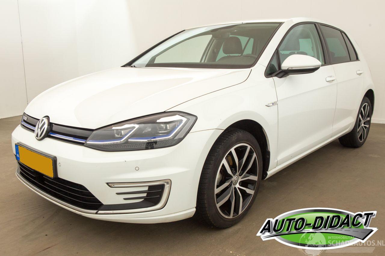 Volkswagen e-Golf 36 kWh Automaat Leder Clima
