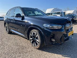 BMW iX3 Automaat 80 kWh 23.453 km NAP Executive picture 2