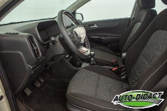 Kia Picanto 1.0 Digi Dash Navi Camera Airco picture 25