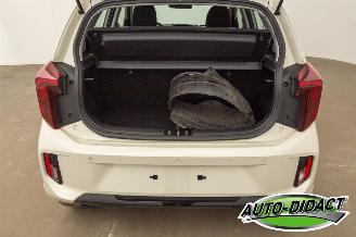 Kia Picanto 1.0 Digi Dash Navi Camera Airco picture 39