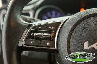 Kia Ceed 1.5 T-GDi Automaat Motorschade MHEV DynamicPlusLine picture 15