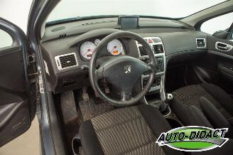 Peugeot 307 1.6-16V Clima Oxygo picture 23