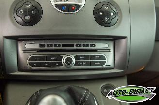 Renault Scenic 1.6-16V Tech Line Clima Navi picture 10