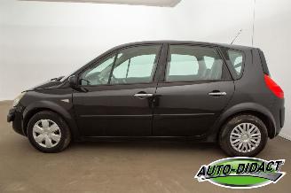 Renault Scenic 1.6-16V Tech Line Clima Navi picture 38