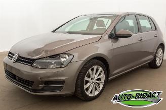 skadebil auto Volkswagen Golf 1.4 TSI Clima Navi Trendline 2013/1