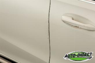 Mercedes B-klasse 200d Automaat Clima Camera MOTORSCHADE picture 31