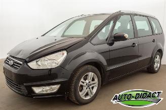 skadebil auto Ford Galaxy 2.0 Clima Navi 7p Trendline 2013/9