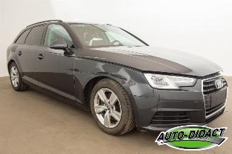 Audi A4 2.0 TDI Automaat Navi Airco picture 2