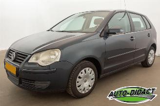 uszkodzony samochody osobowe Volkswagen Polo 1.2-12V Optive Airco 2006/3