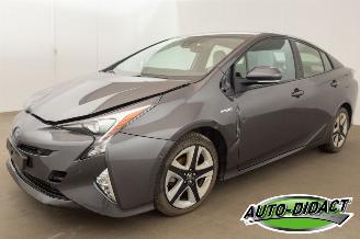 Schadeauto Toyota Prius 1.8 Hybrid Automaat Clima Navi Camera 2019/1