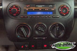 Volkswagen New-beetle Cabriolet 1.6 Airco picture 12