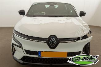 Renault Mégane E-Tech No Active crash mode Urban Range Evolution 40 kWh picture 37