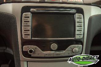 Ford Galaxy 2.0-16V Ghia Motorschade picture 8