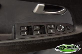 Kia Sportage 1.6 GDI Clima X-ecutive Plus Pack picture 12