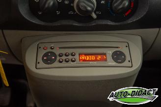 Renault Twingo 1.2 Acces Airco picture 8