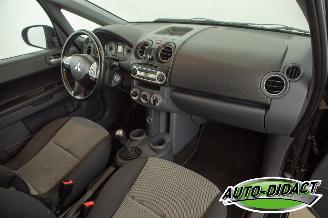Mitsubishi Colt 1.3 Airco Edition Two picture 18