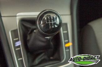 Volkswagen Golf 1.6 TDI Clima Navi Trendline picture 13